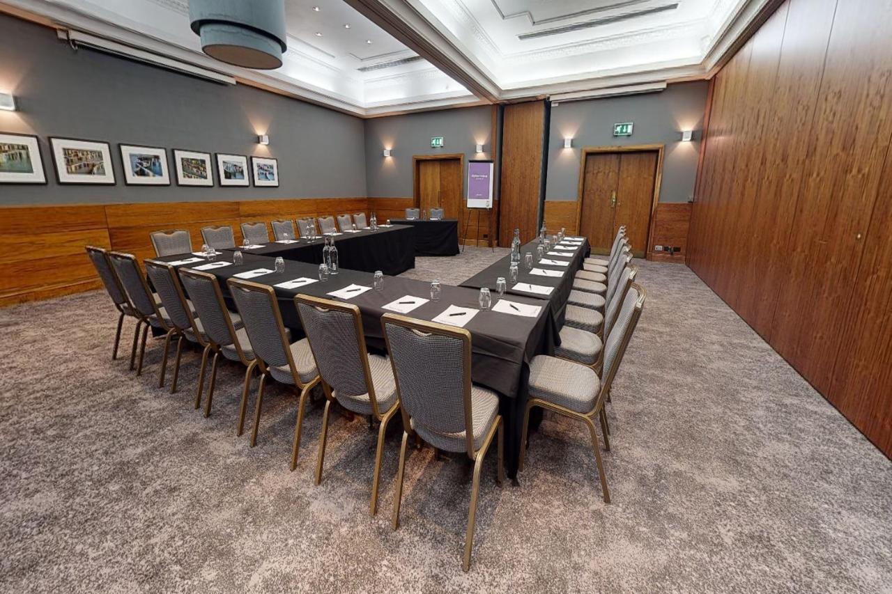 Ewloe Village Hotel Chester St David'S מראה חיצוני תמונה