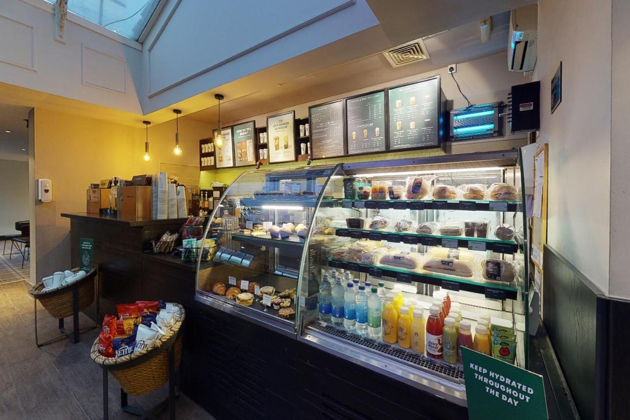 Ewloe Village Hotel Chester St David'S מראה חיצוני תמונה