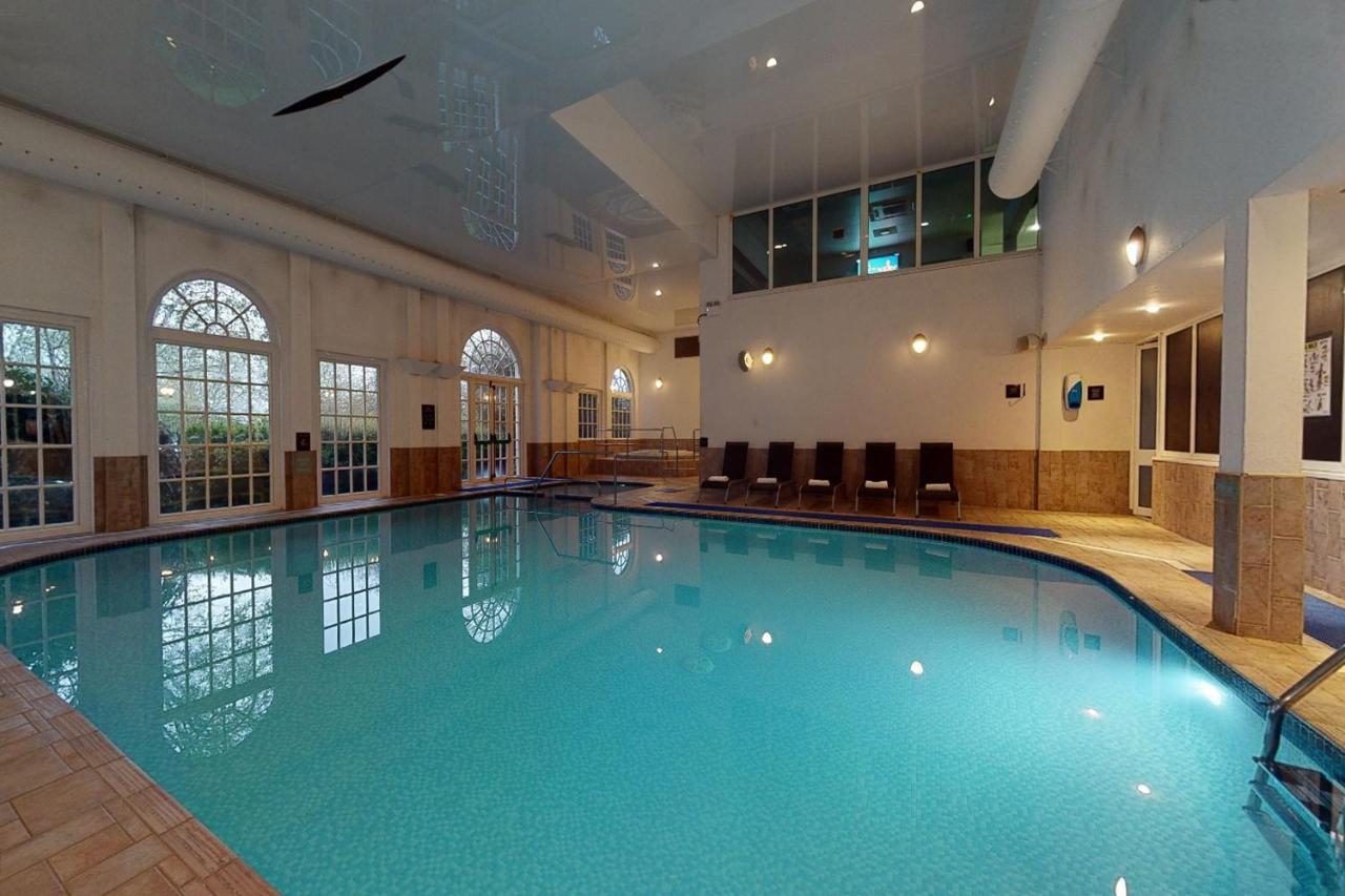 Ewloe Village Hotel Chester St David'S מראה חיצוני תמונה