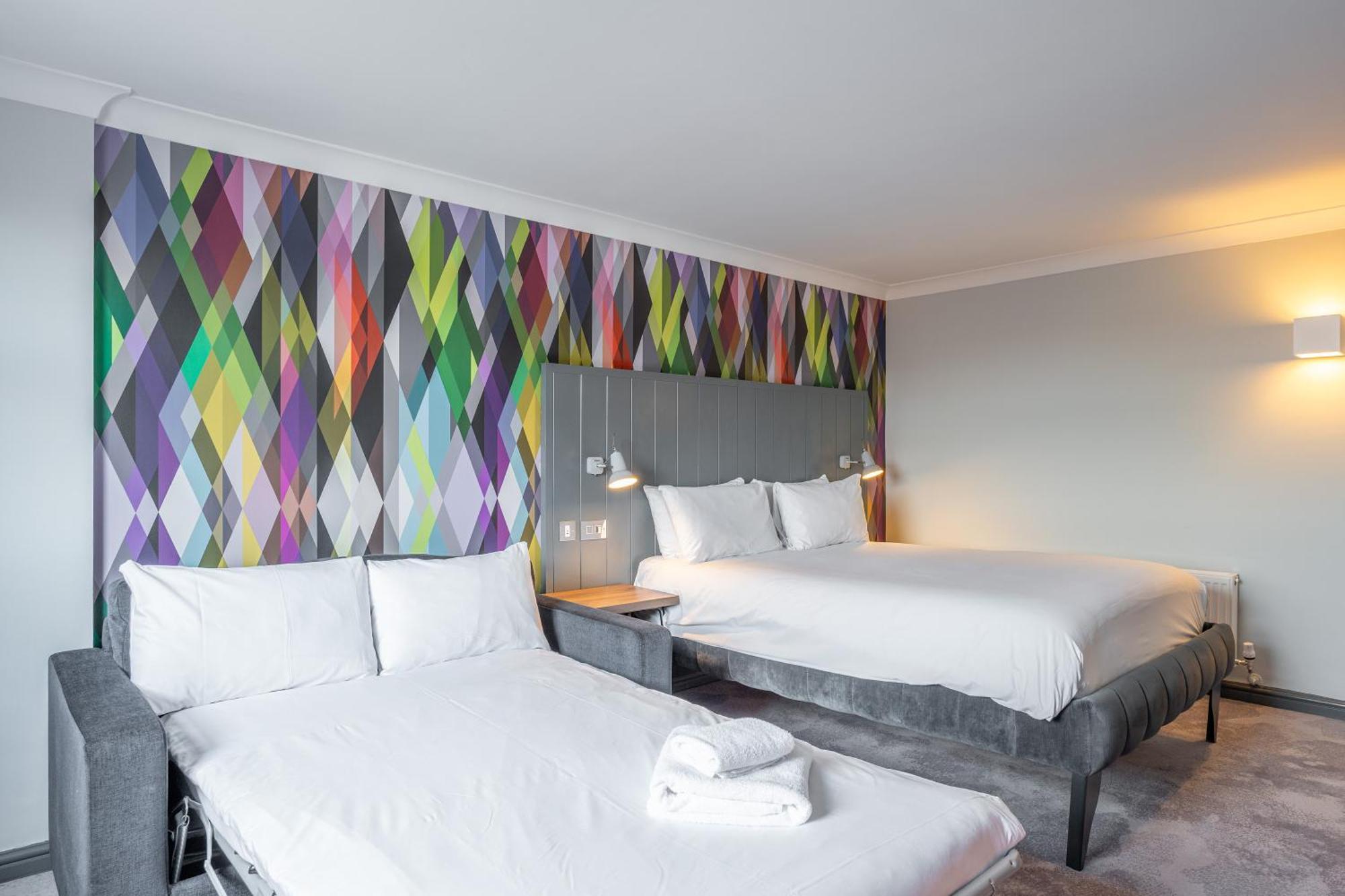 Ewloe Village Hotel Chester St David'S מראה חיצוני תמונה