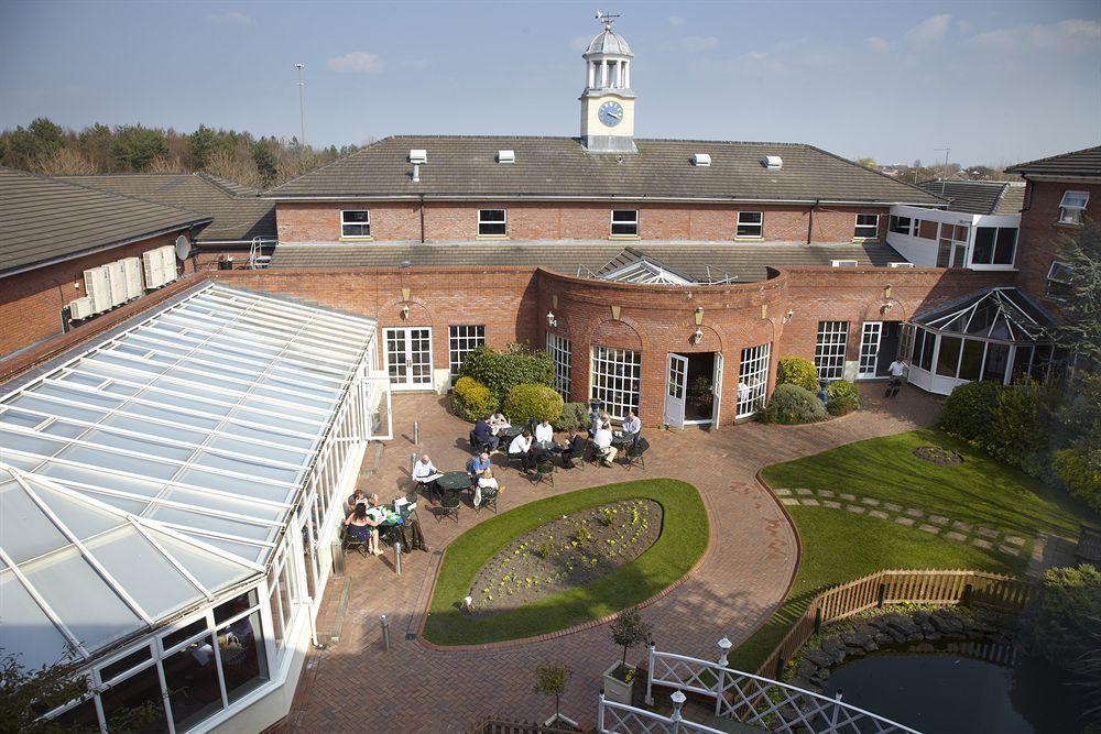 Ewloe Village Hotel Chester St David'S מראה חיצוני תמונה
