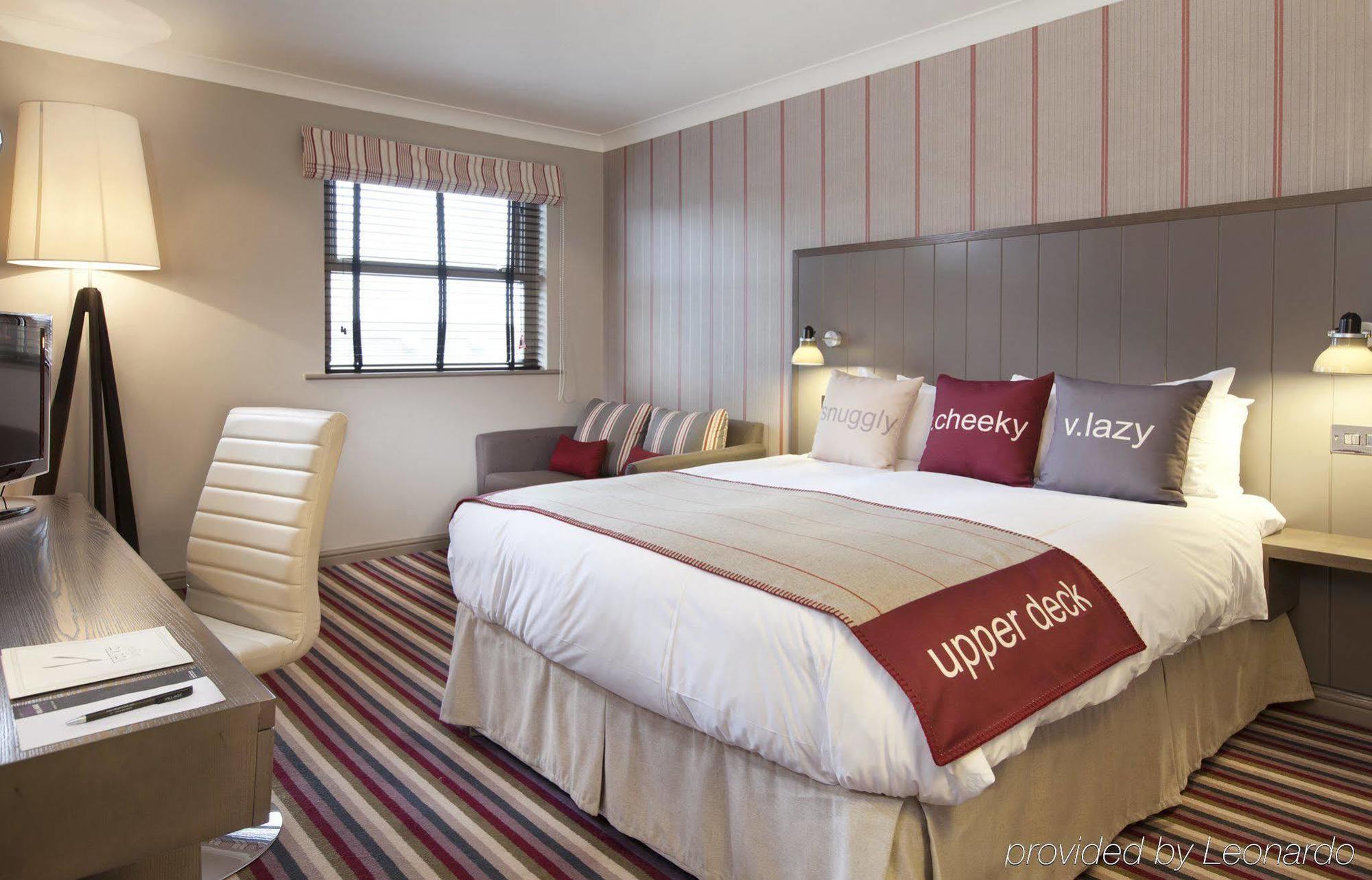 Ewloe Village Hotel Chester St David'S מראה חיצוני תמונה